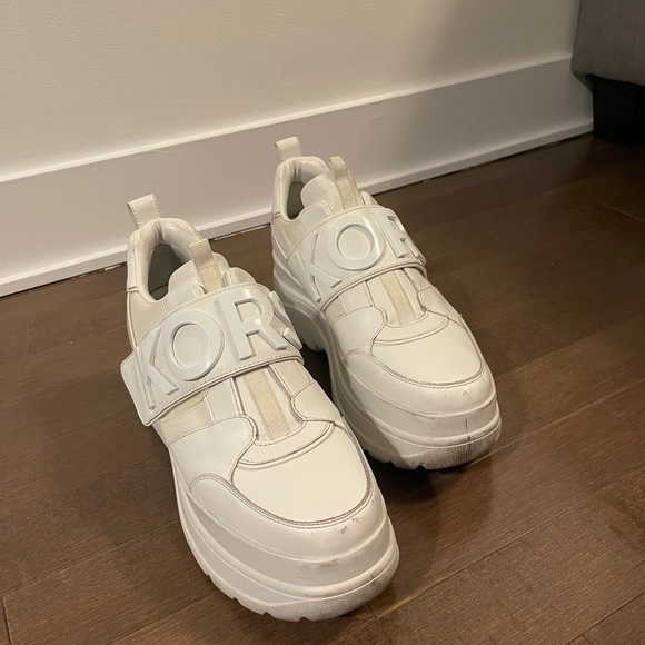 MICHAEL MICHAEL KORS White Platform Sneakers - Picture 4 of 7